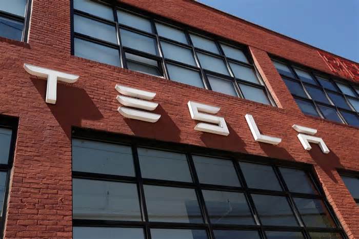 Why Elon Musk needs Tesla more than ever? Humanoid, BYD and much more on Tesla