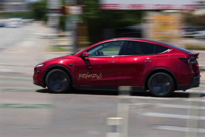 Tesla Q2 earnings preview: 3 things to watch