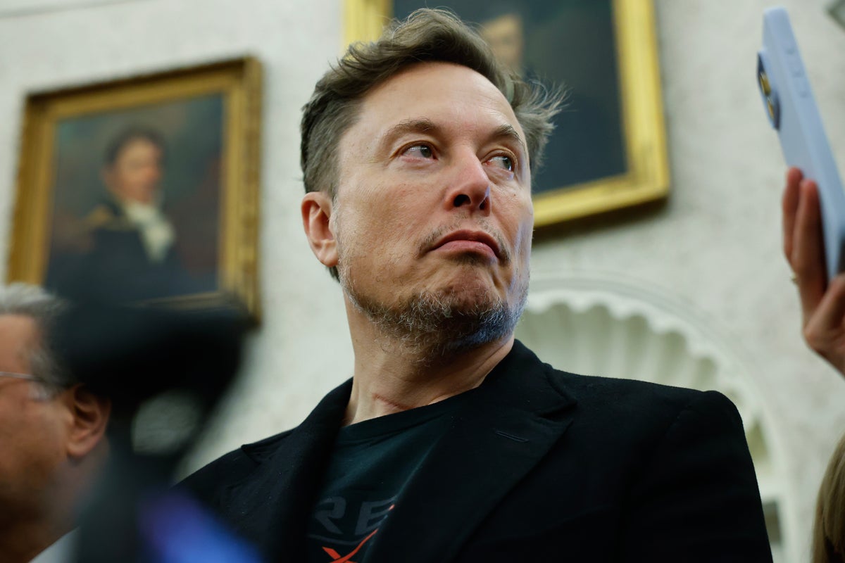 Elon Musk accuses Sean Duffy of ‘trying to kill NASA’