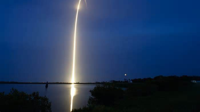 Chinese researchers suggest lasers and sabotage to counter Musk’s Starlink satellites