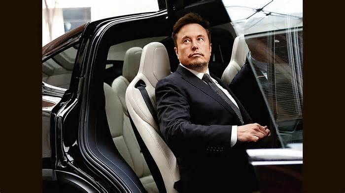 How Elon Musk keeps ticking along