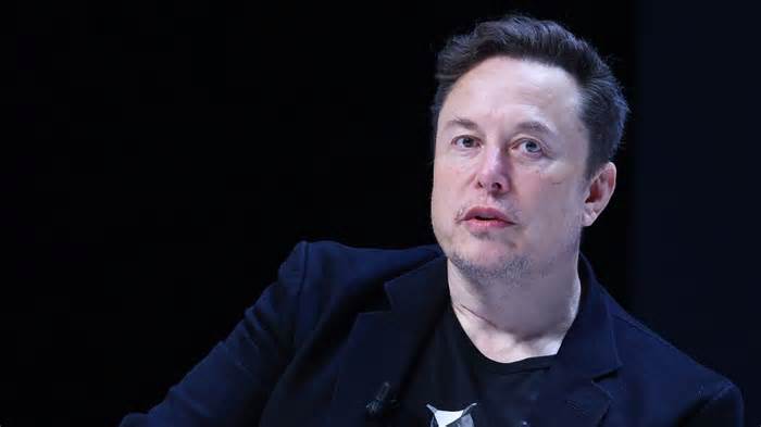 Tesla signs $16.5B deal with Samsung to make AI chips