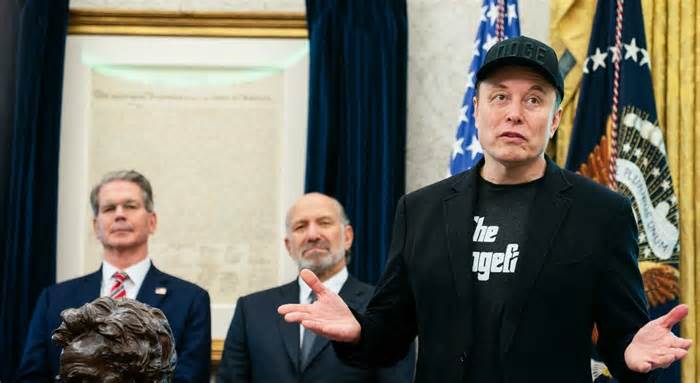 Elon Musk's Bold Critique and Strategic Moves