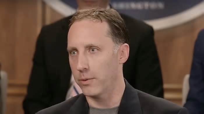 Elon Musk’s Top Goon Exits DOGE Along With Stephen Miller’s Wife