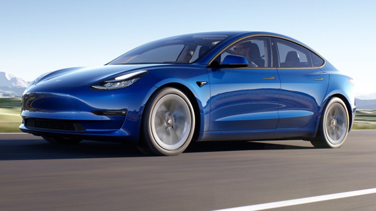 NYPD buys $47K Tesla Model 3 for highway patrol division