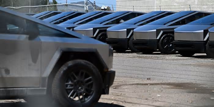 The U.S. Air Force Wants to Buy Tesla Cybertrucks to Use Them for Target Practice