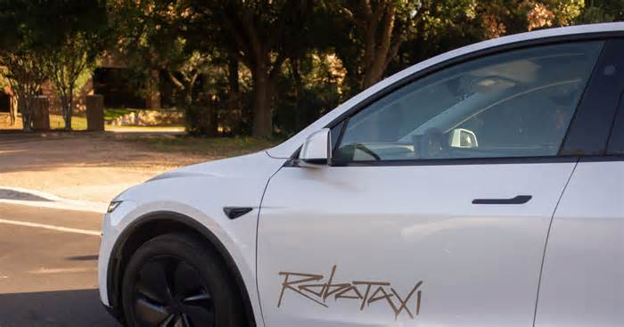 Waymo Won’t Like Tesla’s Latest Robotaxi Announcement