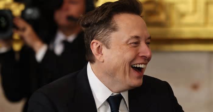 Elon Musk’s Lawyers Are Actually Claiming He Doesn’t Use a Computer