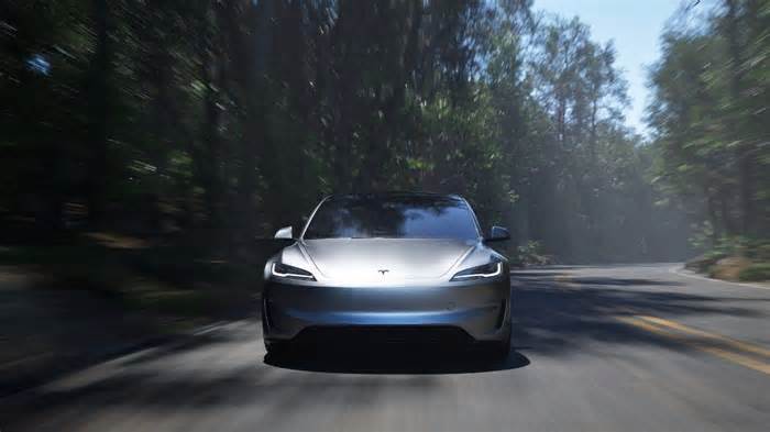My Tesla Model 3 Rattles After Just 20,000 Miles While Chinese EVs With 60,000 Miles Are Still Perfect… If China Enters The US Market, Tesla's Days Will Be Numbered