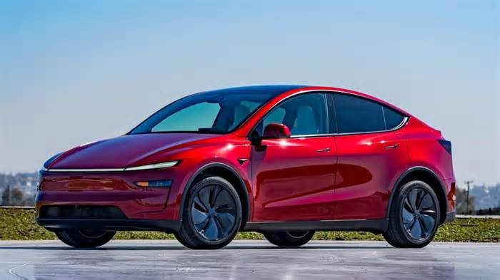 What happens when Tesla enters India without advertising? We’re about to find out