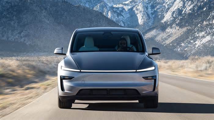 China Turns Up Its Nose At The Tesla Model Y In Favor Of Homegrown EVs
