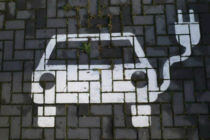 In Need Of A Growth Story At Tesla