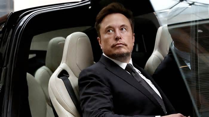 Tesla wins key China security clearance during Elon Musk visit